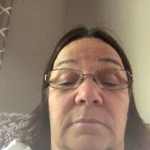 Meet your Posher, Cynthia